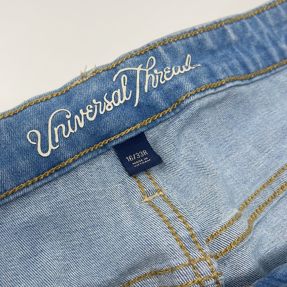 Universal Thread High Rise Distressed Detail Denim Jeans - Picture 9 of 9